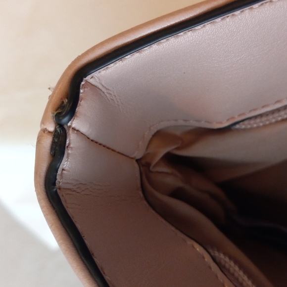 Tote - Picture 9 of 16